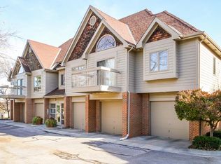 8511 Indian Hills Dr, Omaha, NE 68114