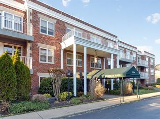 1534 Broadway, Hewlett, NY 11557