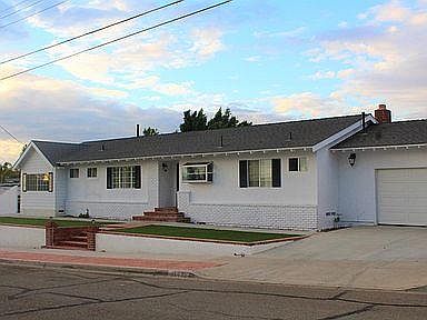 1st image of 8448 Encino Ave