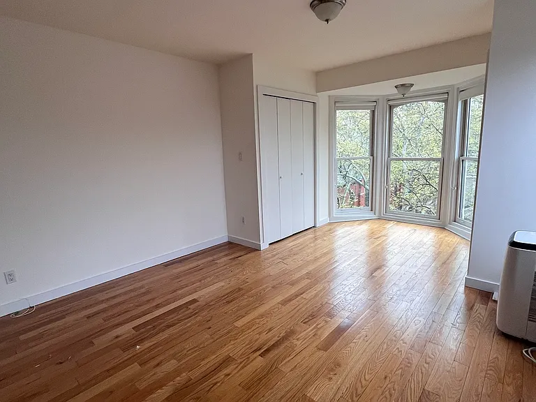 20 Sidney Pl #3B — Photo 8