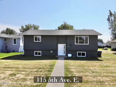 115 5th Ave E, Ray, ND, 58849