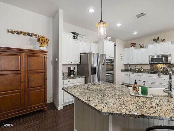 3rd image of 1641 Crescent Pointe Ct