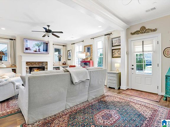 5th image of 6396 Spring St