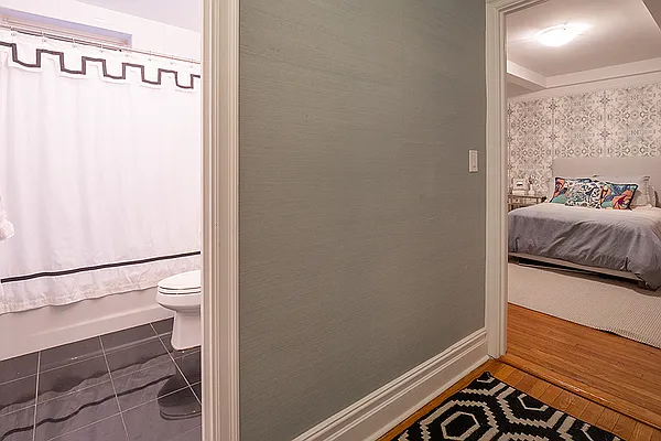 Rented by Rita S Citrin, LREB | media 32