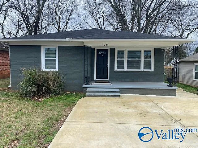 1236 Oshaughnessy Ave NE — Photo 30