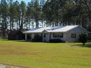460 SE Leslie Wood Ln, Lulu, FL 32061