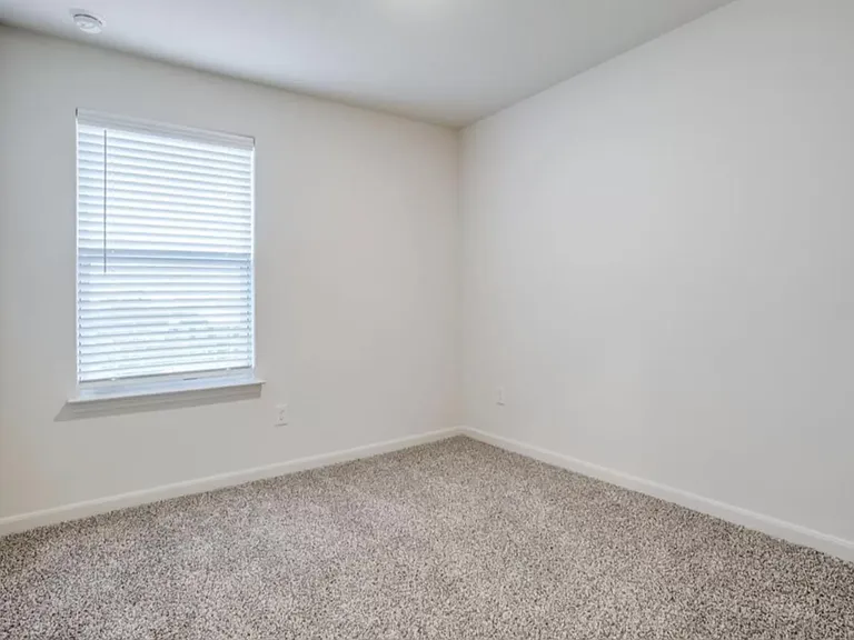 203 Marsh Ln — Photo 4
