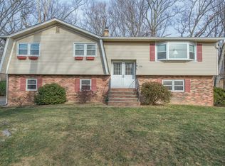 58 Intervale Rd, Boonton, NJ 07005