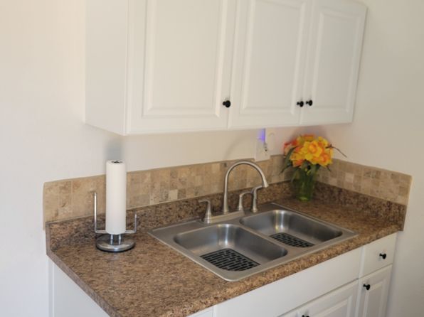 9891 Cedar Ave APT 8