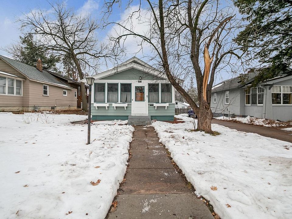 1st image of 2014 Cottage Ave E