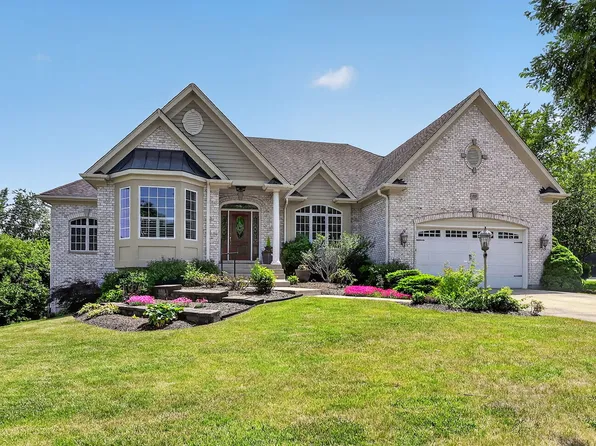 715 Marston Ave, Glen Ellyn, IL 60137
