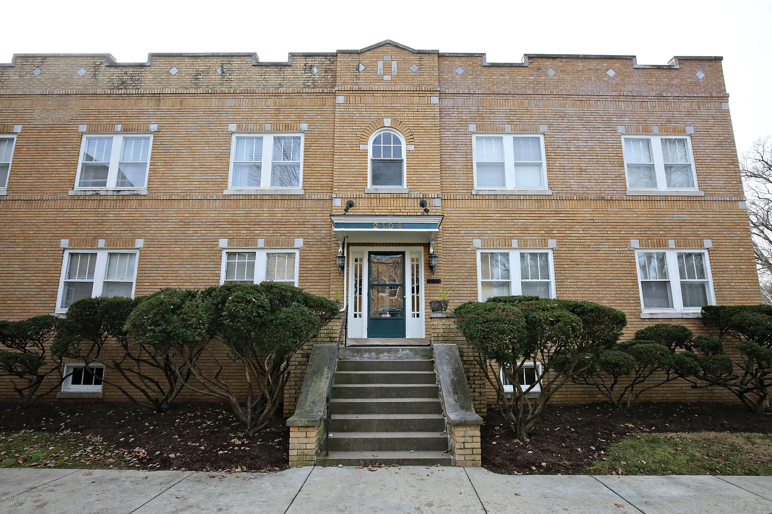 2304 Woodbourne Ave APT 4 photo 1