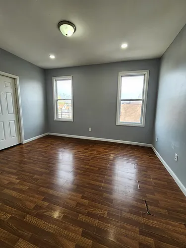 80 Brookdale Ave Photo 1
