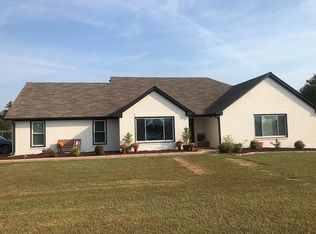 15 Oakview Cir, Killen, AL 35645