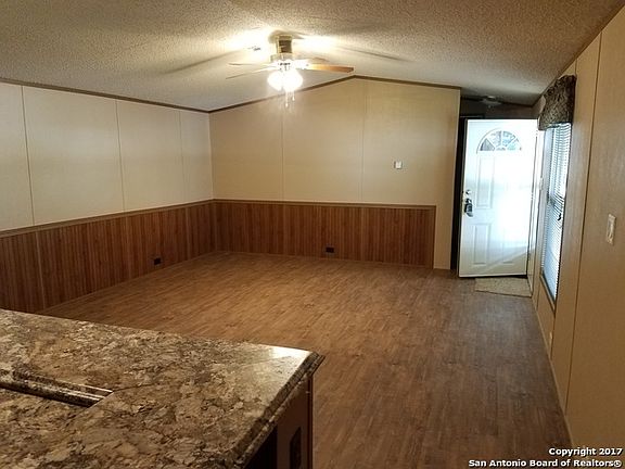 4th image of 16240 San Pedro Ave