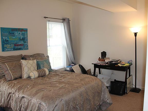 2nd image of 686 Heathwalk Mews #1
