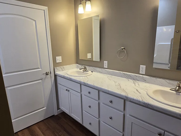 1208 Jennings Rd — Photo 12