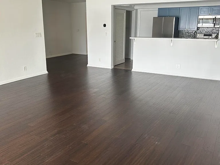 704 NE 20th Ave — Photo 14