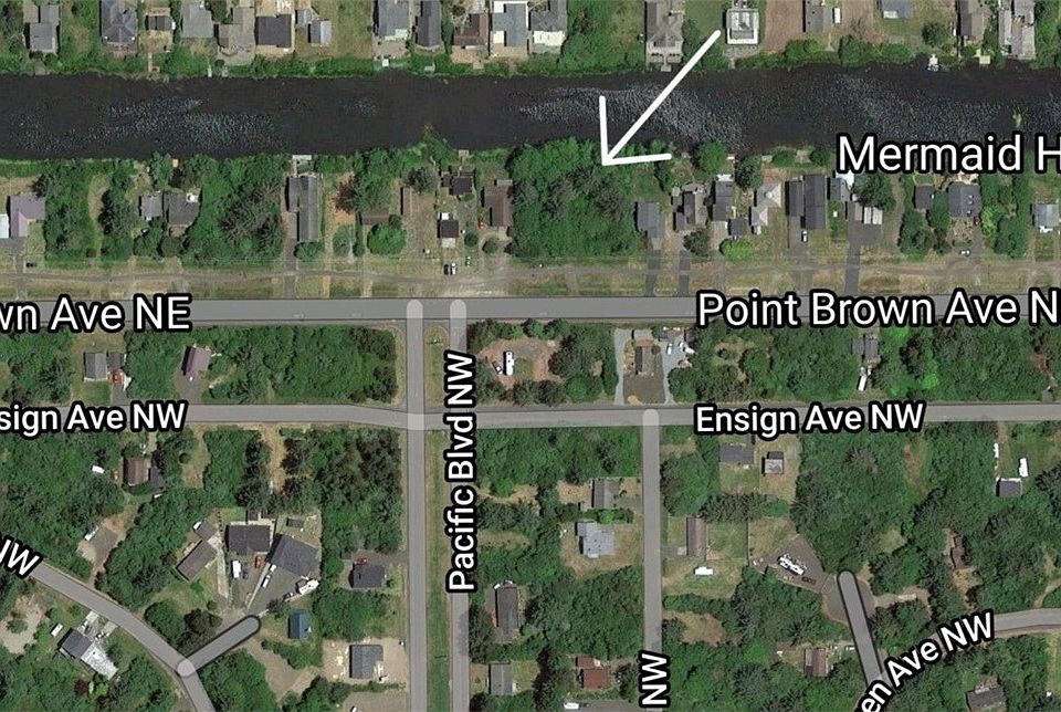 1st image of 392 Point Brown Ave NE