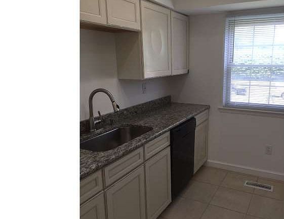3rd image of 6 Kingsley Rd