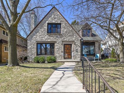 2623 South Shore DRIVE, Milwaukee, WI, 53207