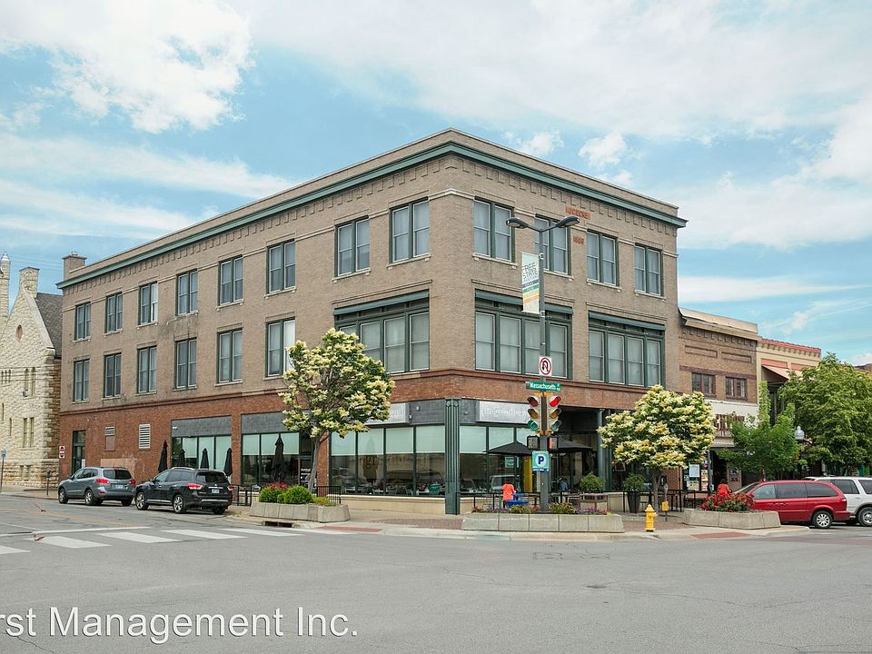 10 W 10th St 1DAD28BA0, Lawrence, KS 66044 Zillow