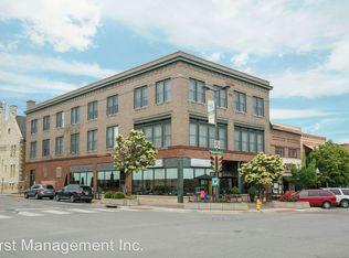 10 W 10th St #1B-1BA-873SQFT, Lawrence, KS 66044