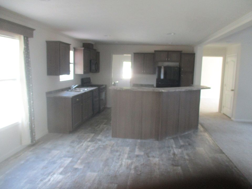 1st image of 2 Willow Dr #109