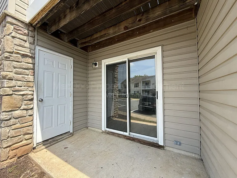 76 Red Maple Ct #100 — Photo 17