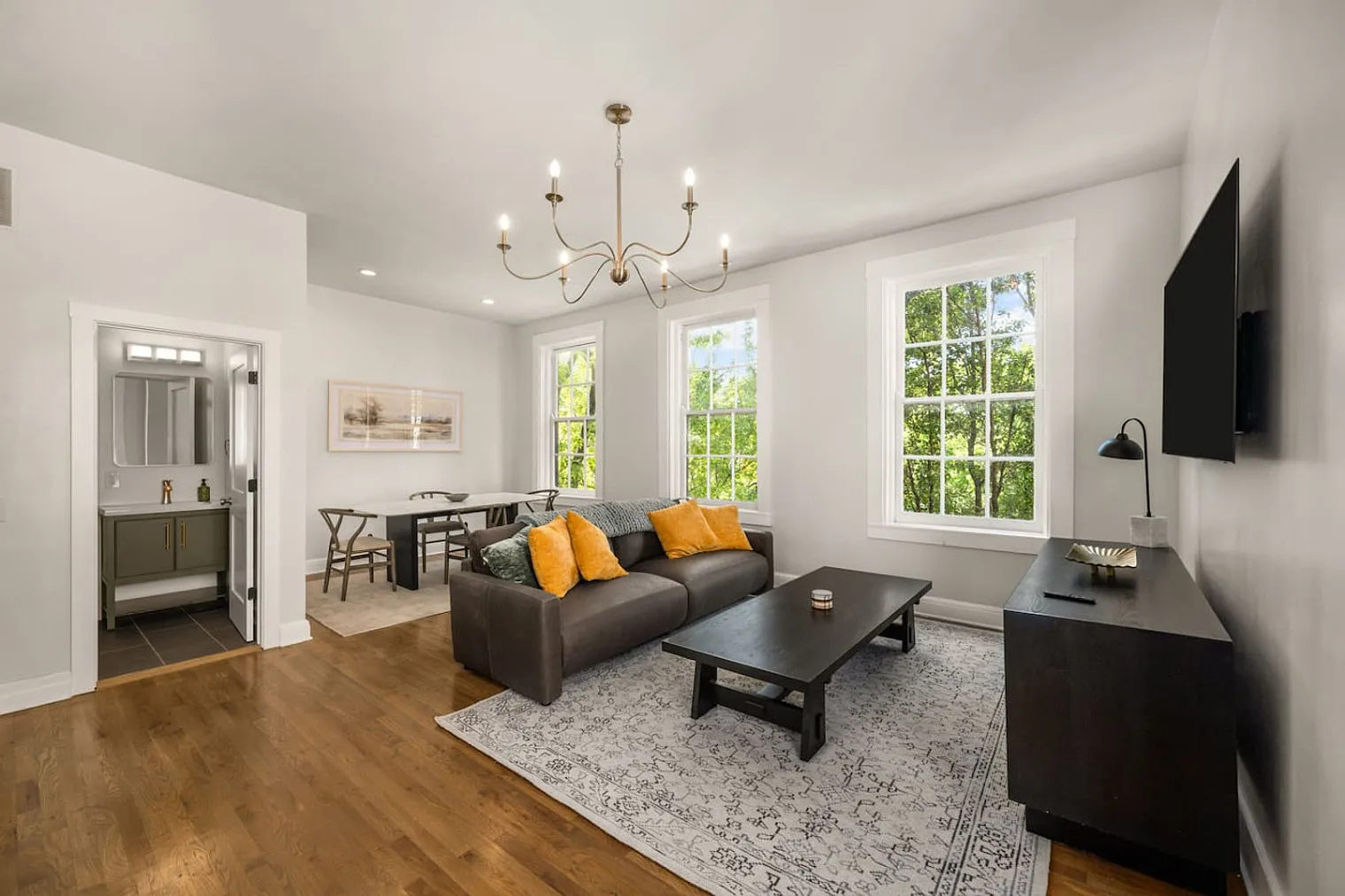 2 bed, 2.0 bath, 1313 sqft, $4,188 — Photo 1