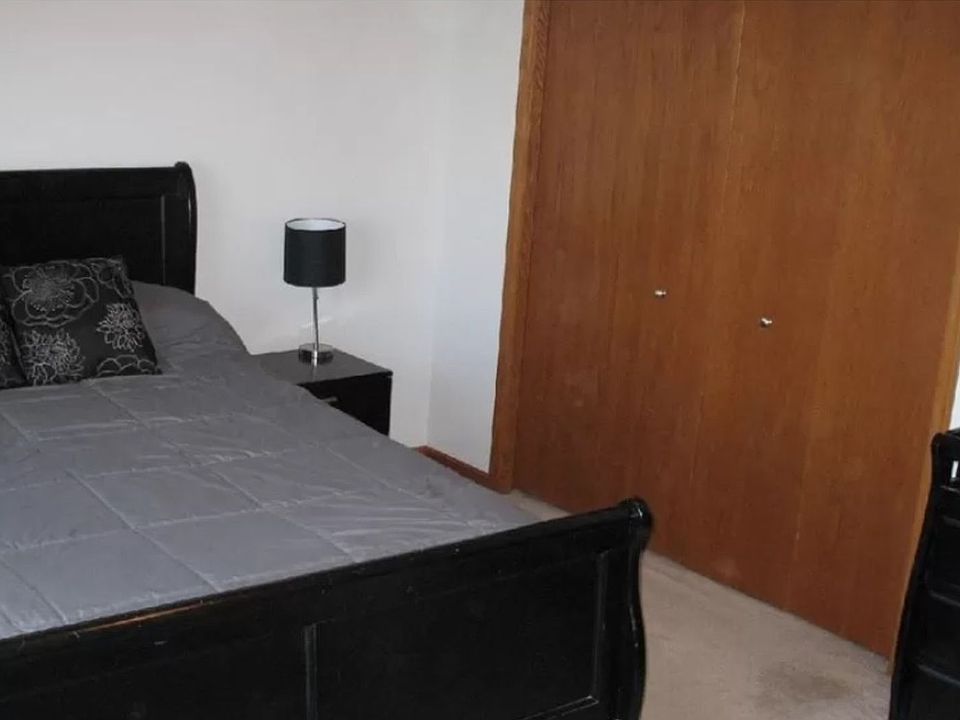 2nd image of 2425 Ridgeview Way