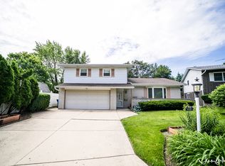 415 Michael Ct, Des Plaines, IL 60016