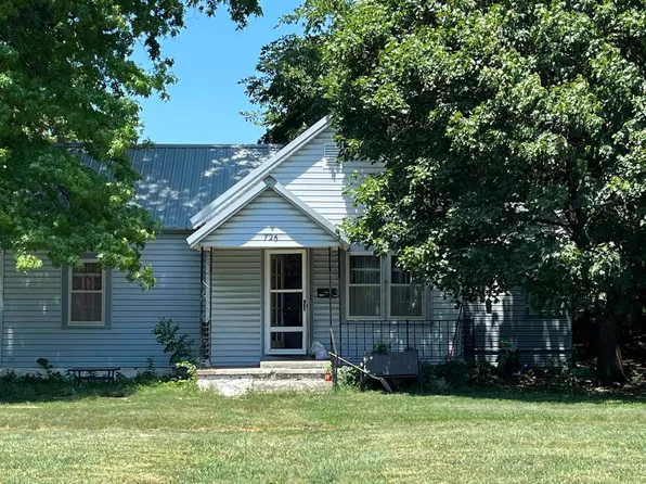 726 W Main St, Council Grove, KS 66846