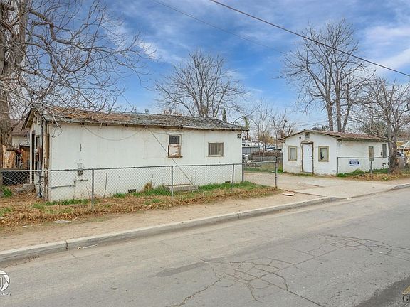 3rd image of 210 Beardsley Ave