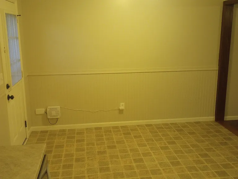238 Downey Dr — Photo 8