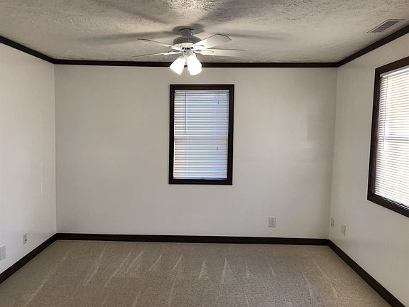 3rd image of 203 N Grant Ave