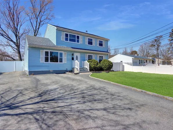 1704 Pine Acres Boulevard, Bay Shore, NY 11706