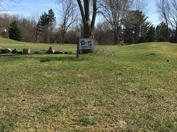 35321 Curtis Rd #5, Livonia, MI 48152