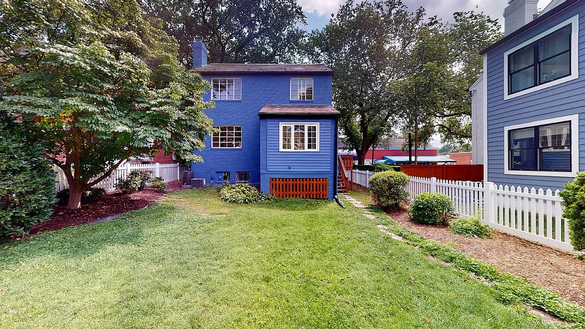 Building Photo - 4815 Yuma St NW