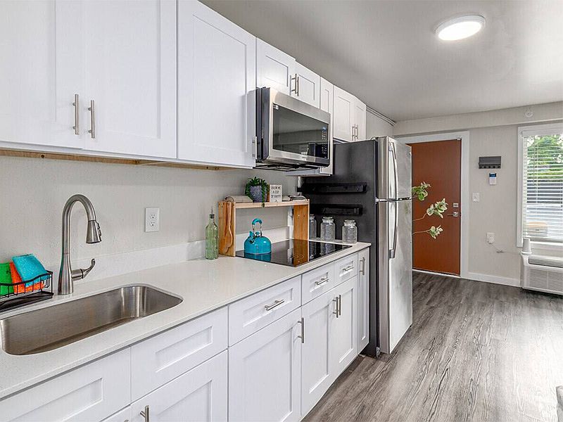 1st image of 7128 Parklane Rd #331