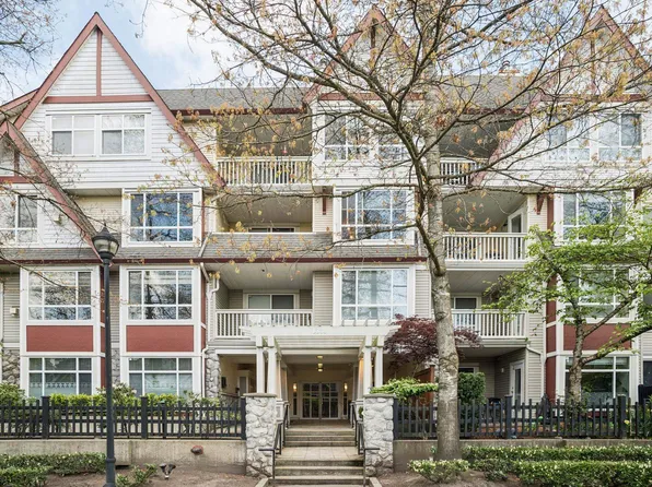6833 Village Grn #304, Burnaby, BC V5E 4M1