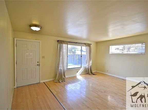 4th image of 422 E Hollywood Ave