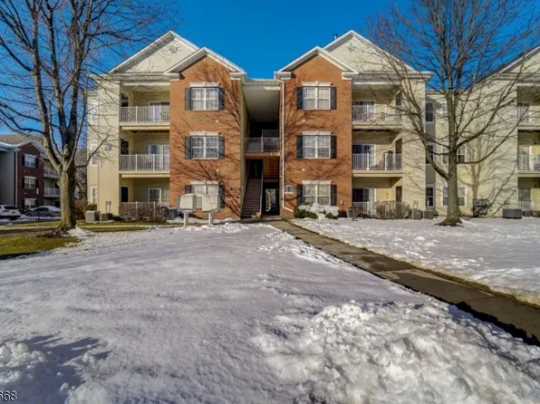 324 Coppola Dr #324, South Plainfield Boro, NJ 07080