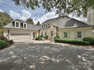 2211 Sutton Springs Rd, Charlotte, NC 28226