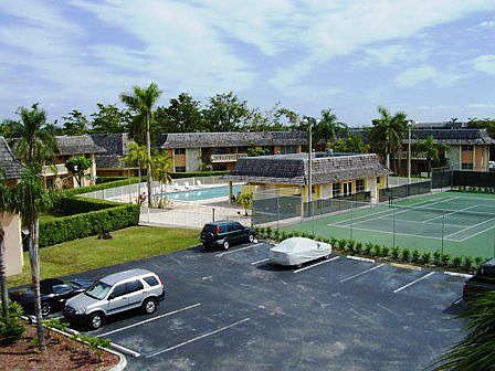 2nd image of 7480 Miami Lakes Dr APT G307