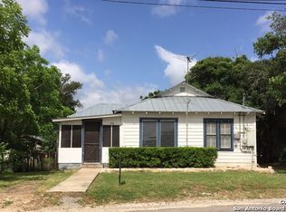 108 Dietert Ave, Boerne, TX 78006