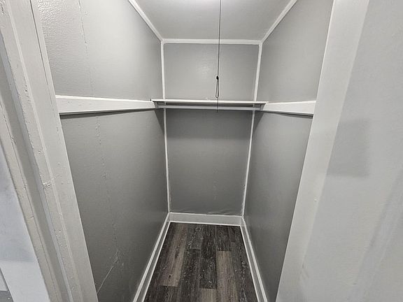 4th image of 7 Hilmar Ln #24
