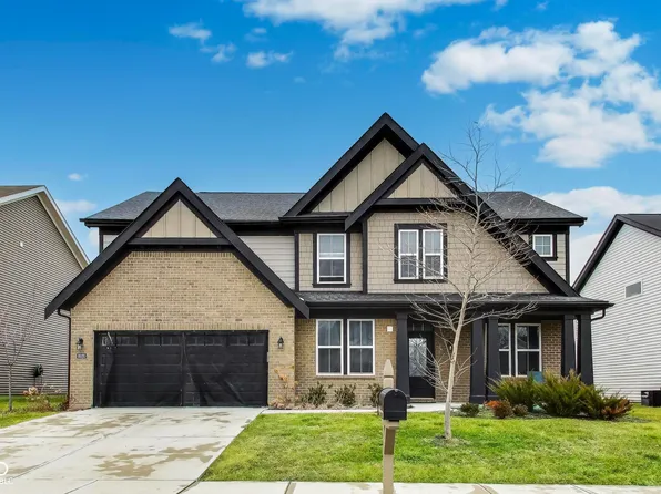 9920 Deep Royal Way, Indianapolis, IN 46239