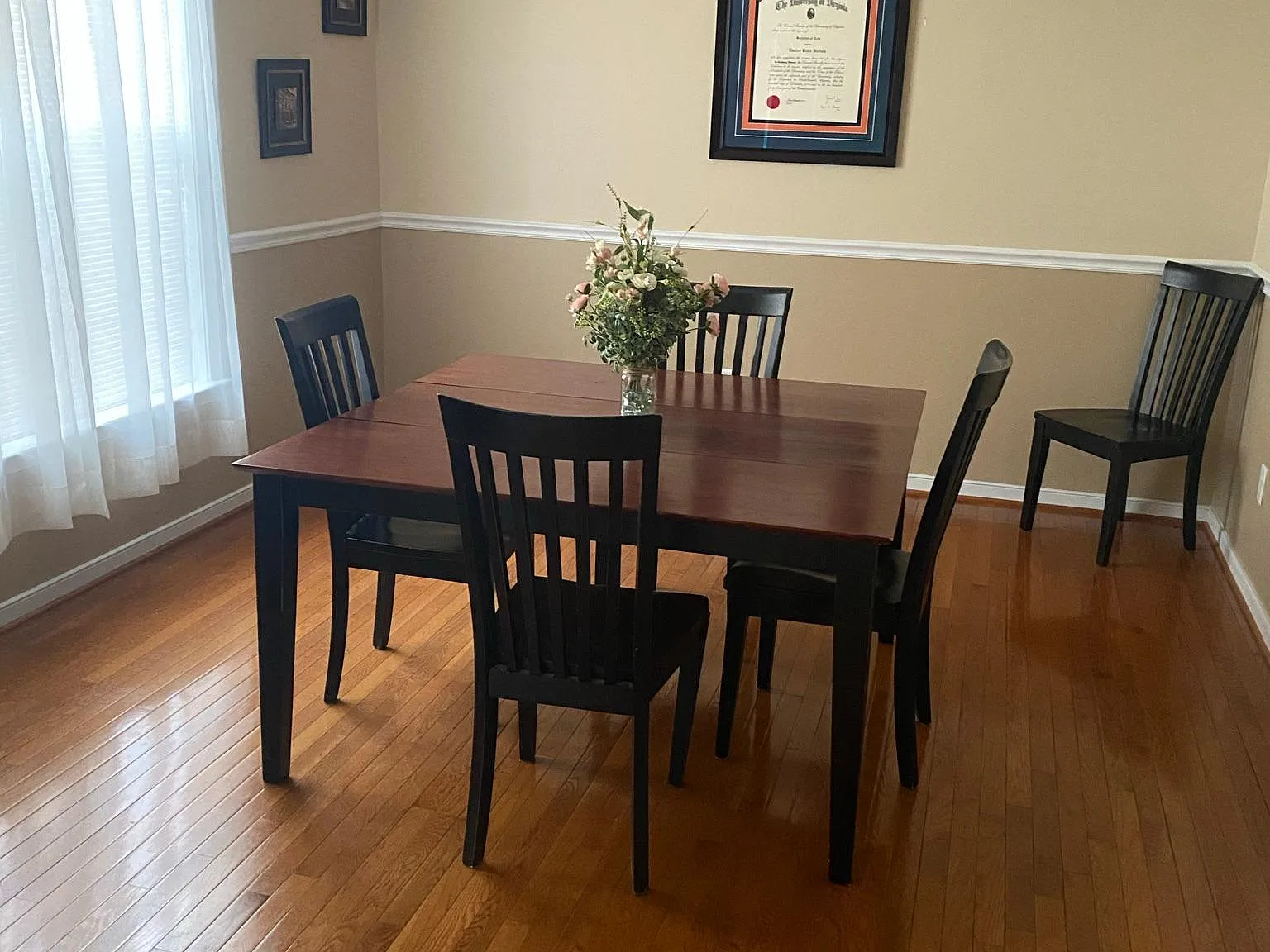 4 bed, 2.5 bath, 2651 sqft, $2,500 — Photo 4