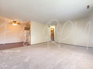 3241-3271 Ansborough Ave, Waterloo, IA 50701